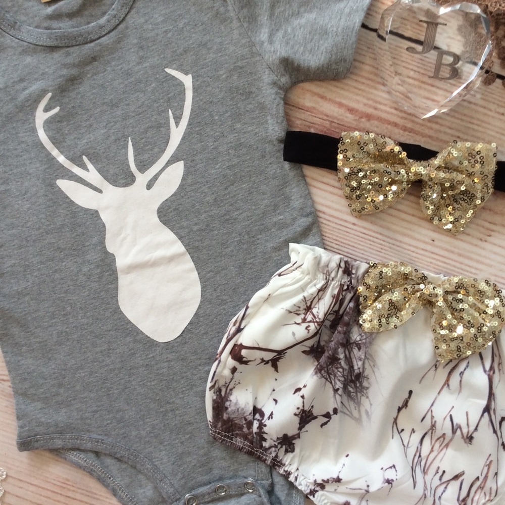 Boutique Baby Girl Deer & Camo 3pc Set - Picture 2 of 3